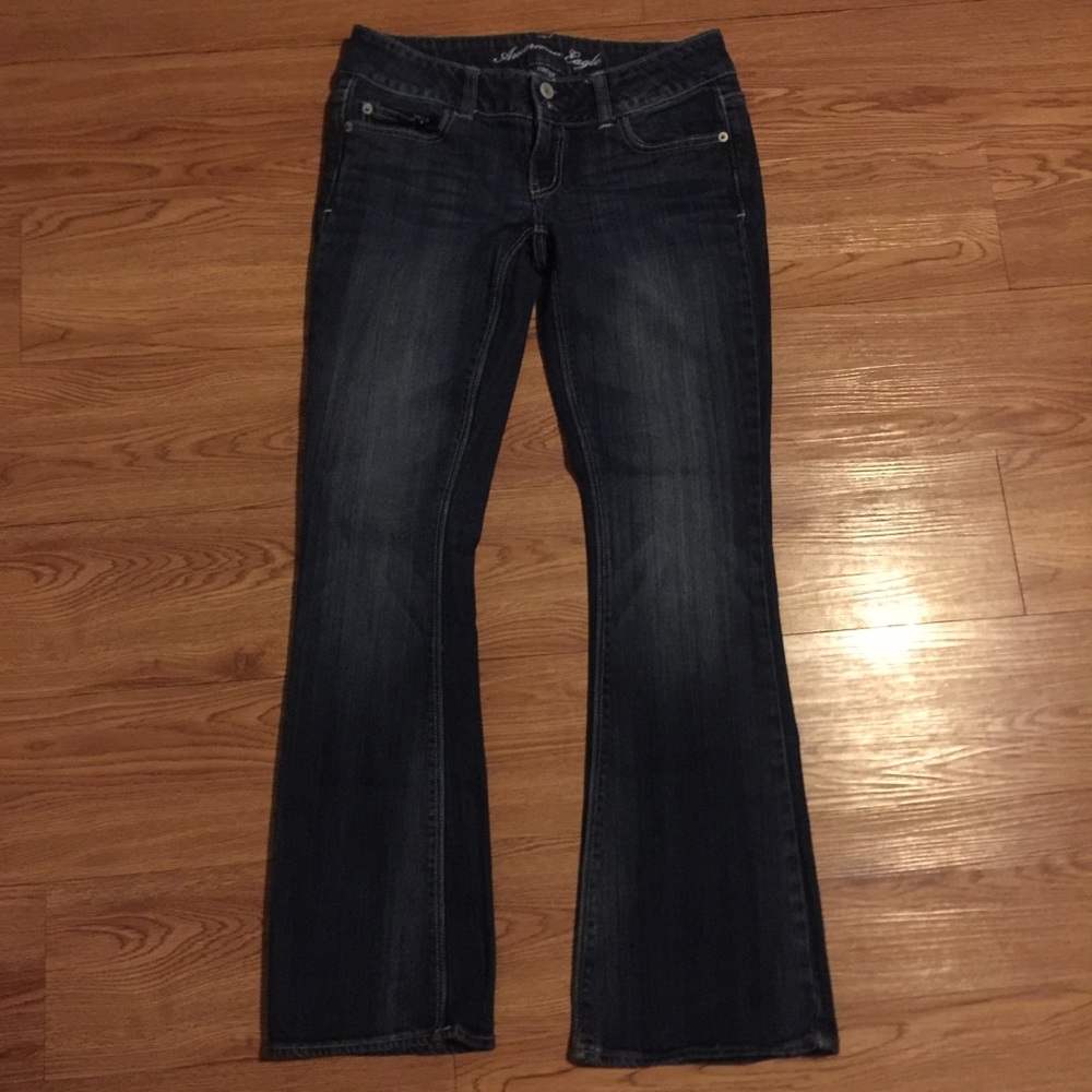 American Eagle stretch Artist size 2 Short jeans
